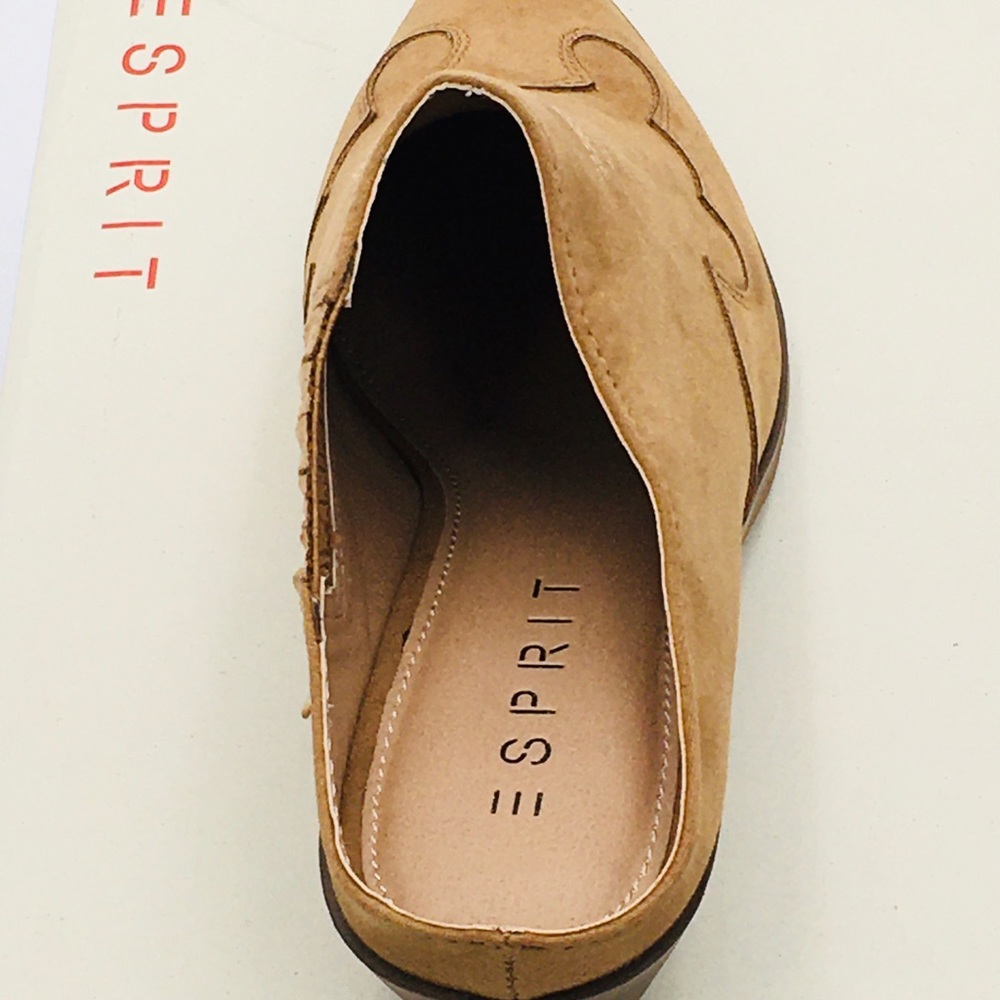 Sprit Point Boots - Picture 8 of 11
